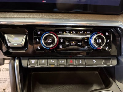 2024 GMC Sierra 2500HD 4WD Crew Cab Standard Bed Denali