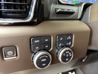 2024 GMC Sierra 2500HD 4WD Crew Cab Standard Bed Denali