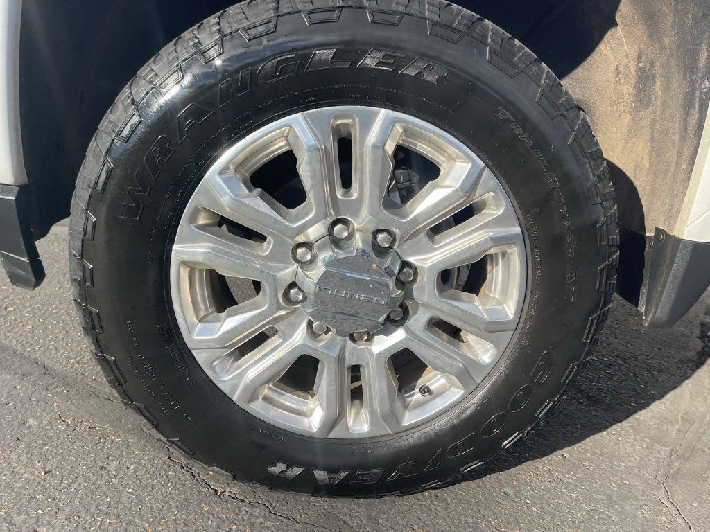 2023 GMC Sierra 2500HD 4WD Crew Cab Standard Bed Denali