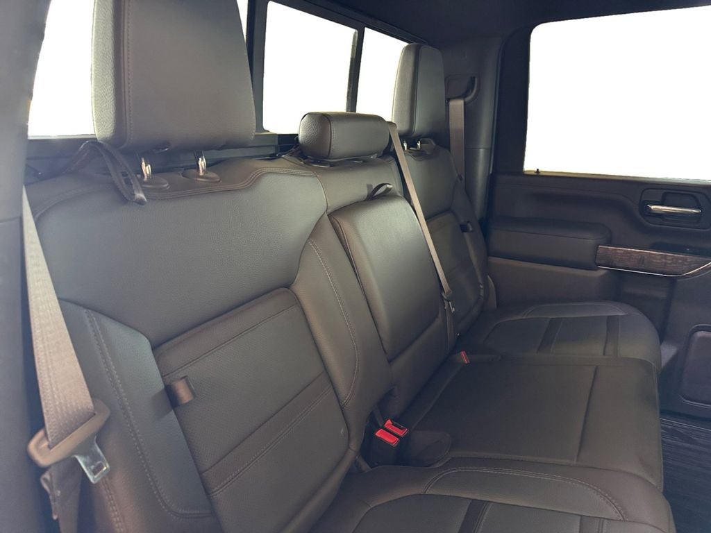 2023 GMC Sierra 2500HD 4WD Crew Cab Standard Bed Denali