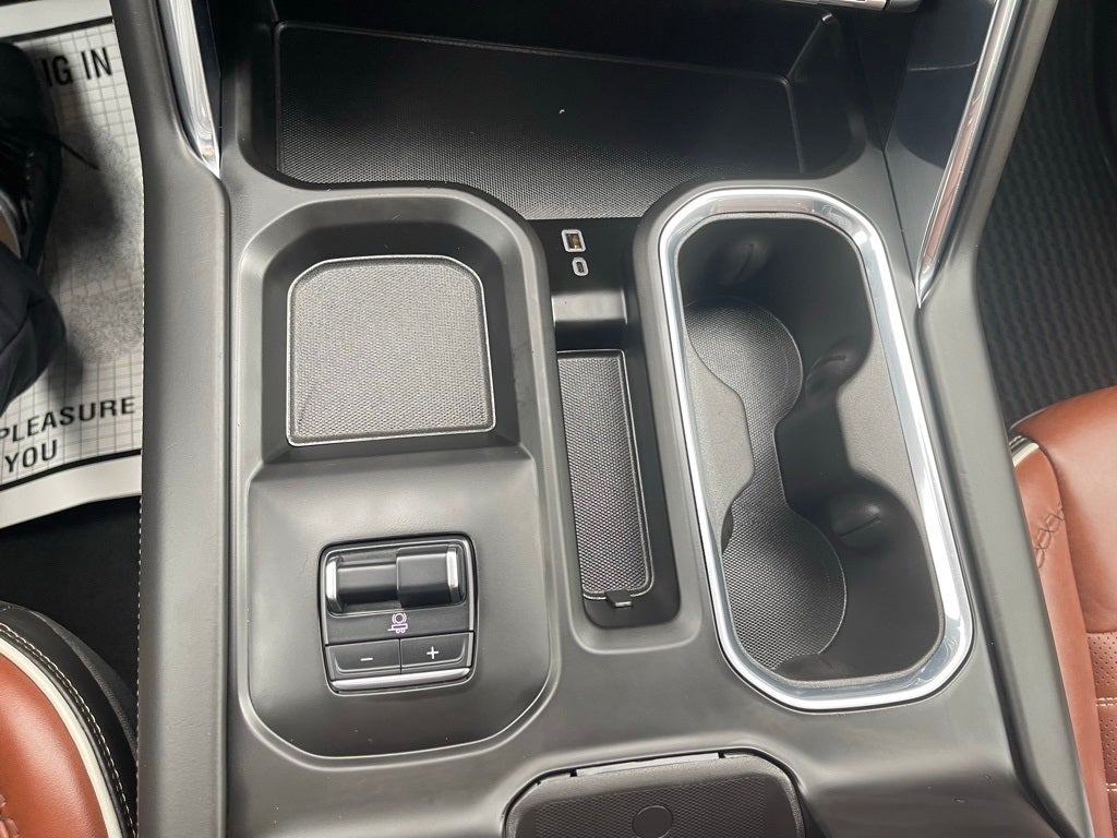 2024 GMC Sierra 3500HD Denali Ultimate