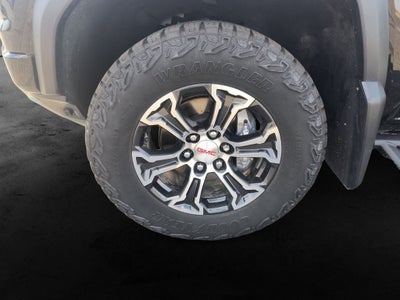2023 GMC Canyon AT4