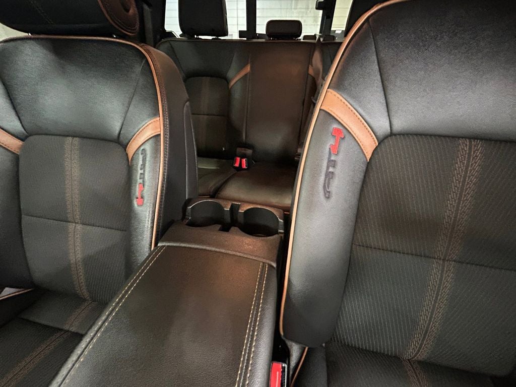 2024 GMC Canyon 4WD AT4