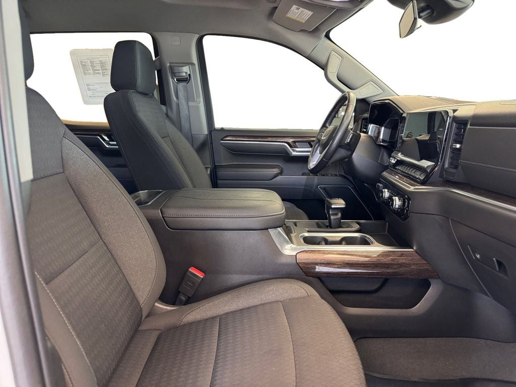 2023 GMC Sierra 1500 4WD Crew Cab Short Box Elevation with 3SB