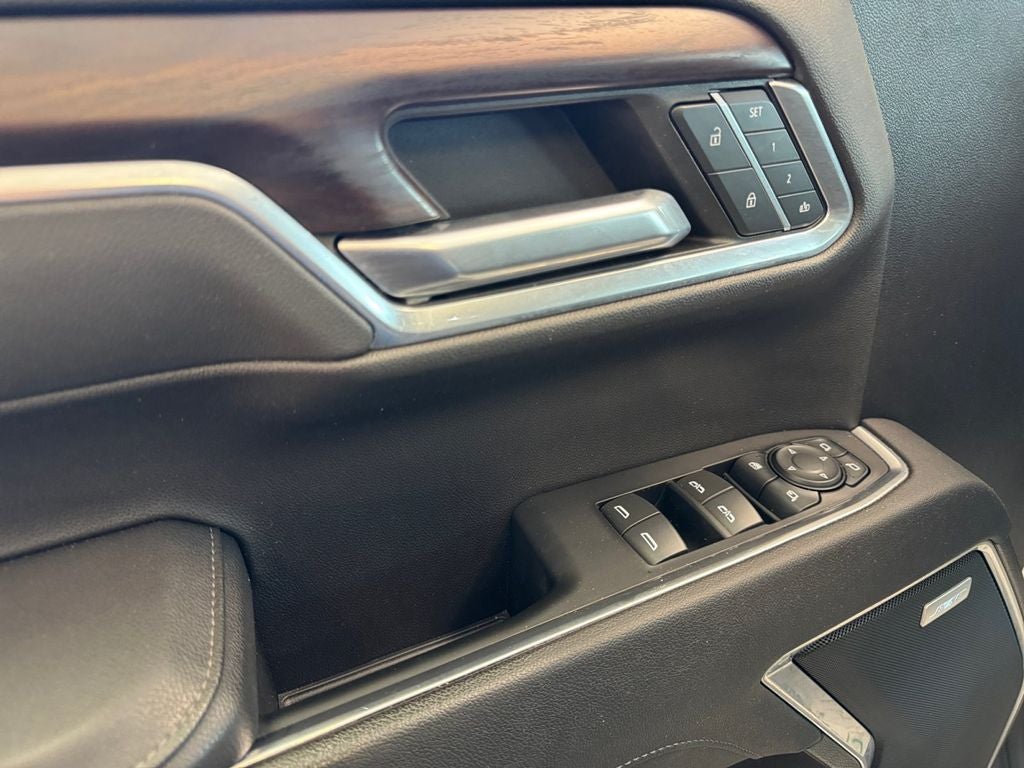 2023 GMC Sierra 1500 4WD Crew Cab Short Box SLT