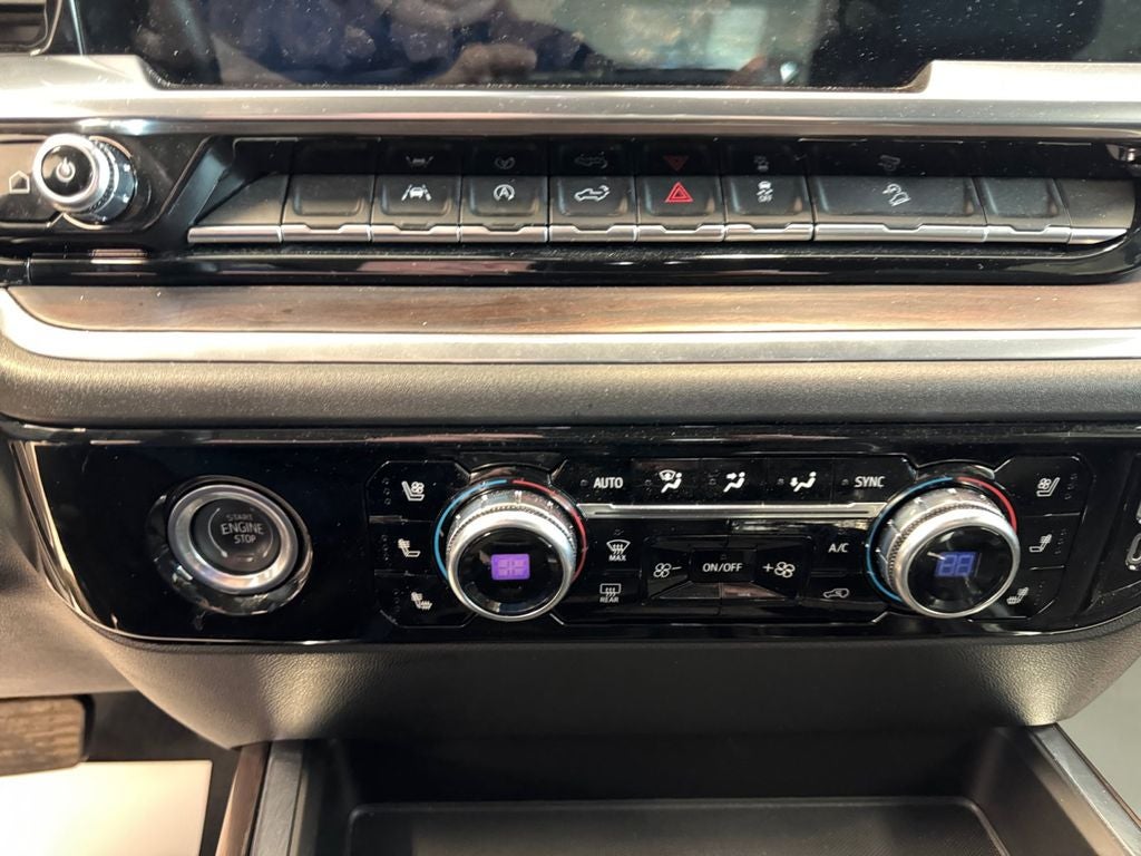 2023 GMC Sierra 1500 4WD Crew Cab Short Box SLT