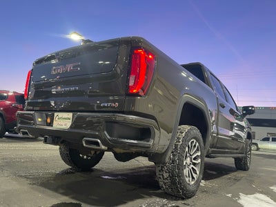 2023 GMC Sierra 1500 4WD Crew Cab Short Box AT4