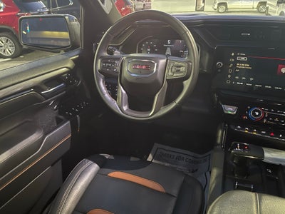 2023 GMC Sierra 1500 4WD Crew Cab Short Box AT4