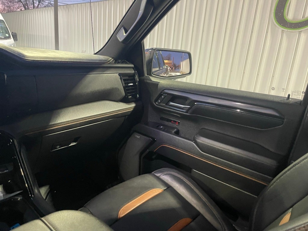 2023 GMC Sierra 1500 4WD Crew Cab Short Box AT4