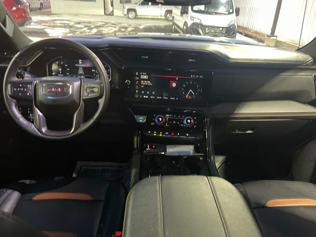 2023 GMC Sierra 1500 4WD Crew Cab Short Box AT4