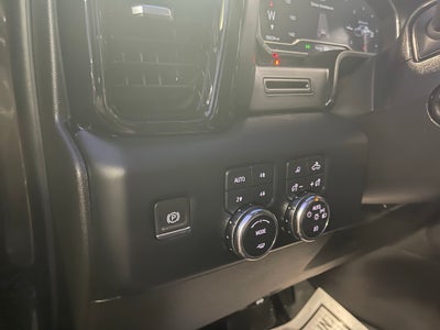 2023 GMC Sierra 1500 4WD Crew Cab Short Box AT4