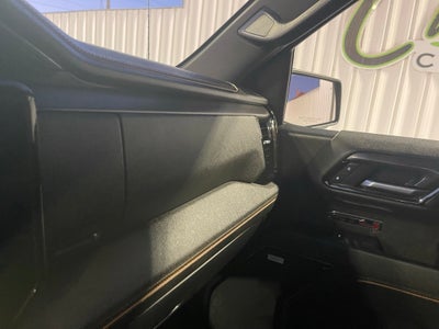 2023 GMC Sierra 1500 4WD Crew Cab Short Box AT4