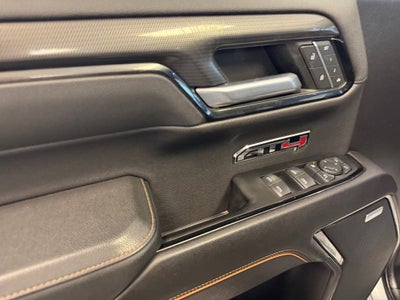 2023 GMC Sierra 1500 4WD Crew Cab Short Box AT4