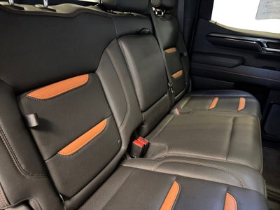 2023 GMC Sierra 1500 4WD Crew Cab Short Box AT4