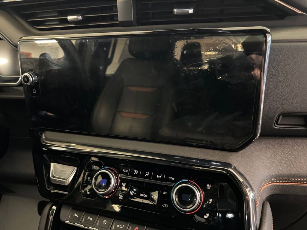 2023 GMC Sierra 1500 4WD Crew Cab Short Box AT4