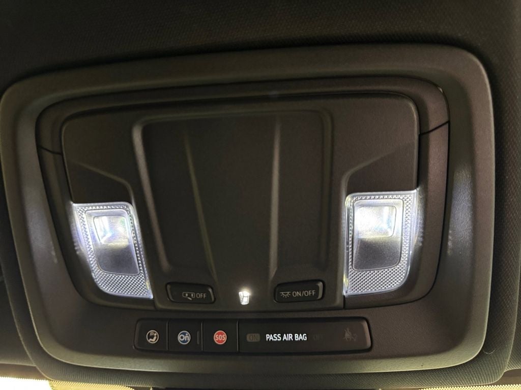 2023 GMC Sierra 1500 4WD Crew Cab Short Box AT4