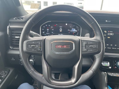2023 GMC Sierra 1500 4WD Crew Cab Short Box AT4