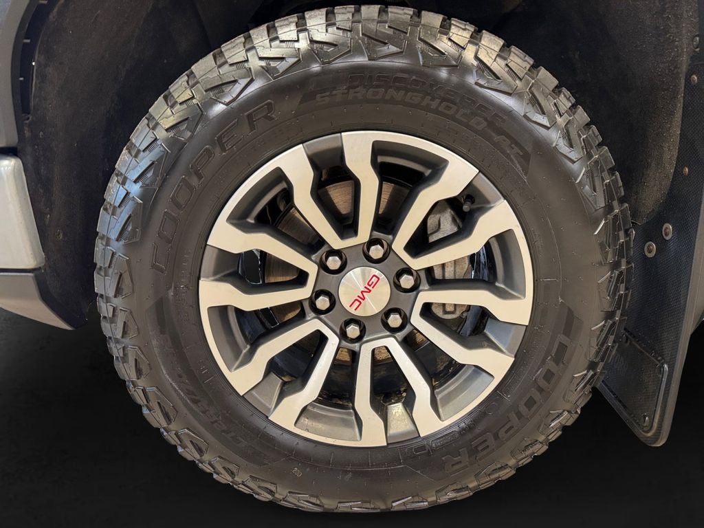 2023 GMC Sierra 1500 4WD Crew Cab Short Box AT4