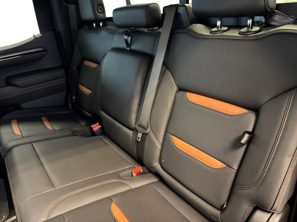 2024 GMC Sierra 1500 4WD Crew Cab Short Box AT4