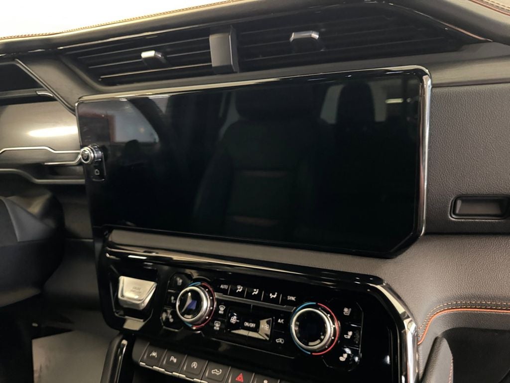 2024 GMC Sierra 1500 4WD Crew Cab Short Box AT4