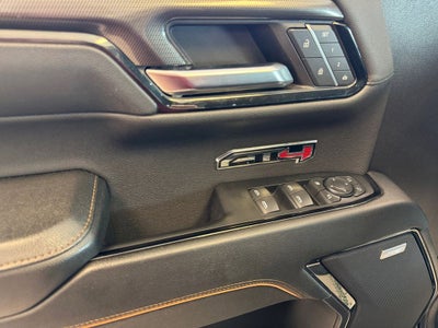 2024 GMC Sierra 1500 4WD Crew Cab Short Box AT4