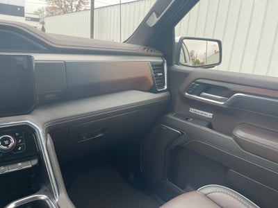 2024 GMC Sierra 1500 4WD Crew Cab Short Box Denali