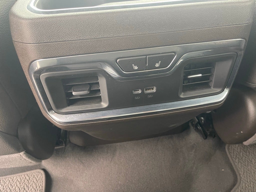 2024 GMC Sierra 1500 4WD Crew Cab Short Box Denali