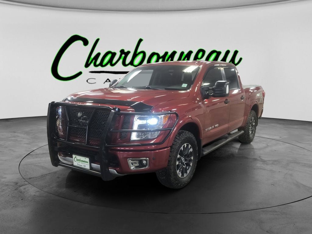 2018 Nissan Titan PRO-4X 4X4 Crew Cab's photo