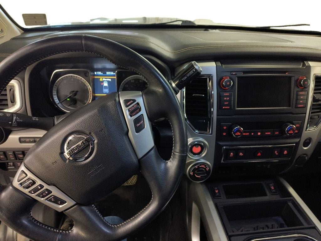 2019 Nissan TITAN PRO-4X