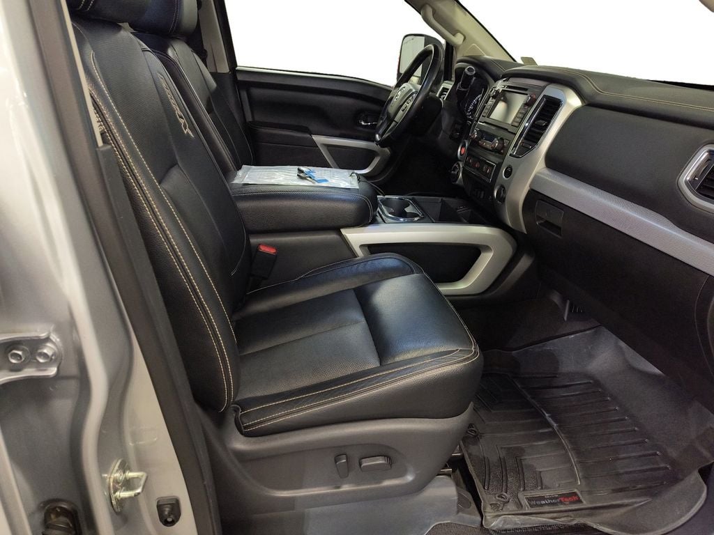 2019 Nissan TITAN PRO-4X