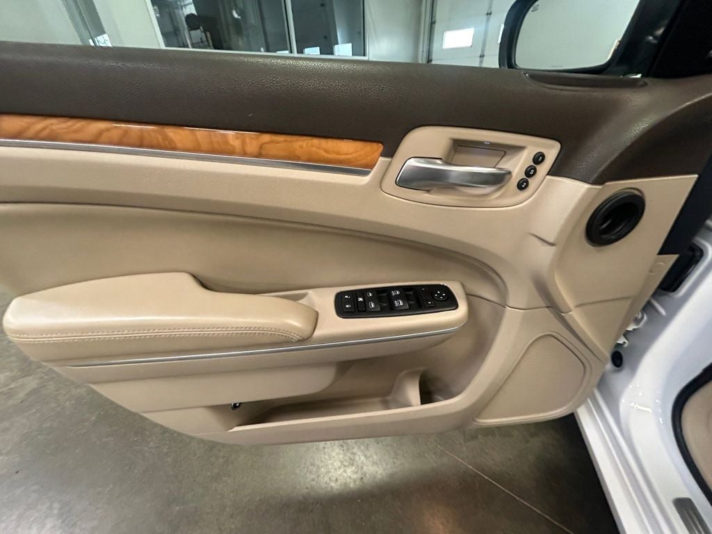 2014 Chrysler 300C AWD