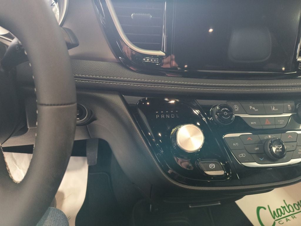 2027 Chrysler Pacifica PACIFICA SELECT AWD