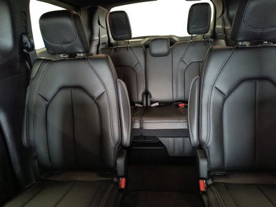 2027 Chrysler Pacifica PACIFICA SELECT AWD
