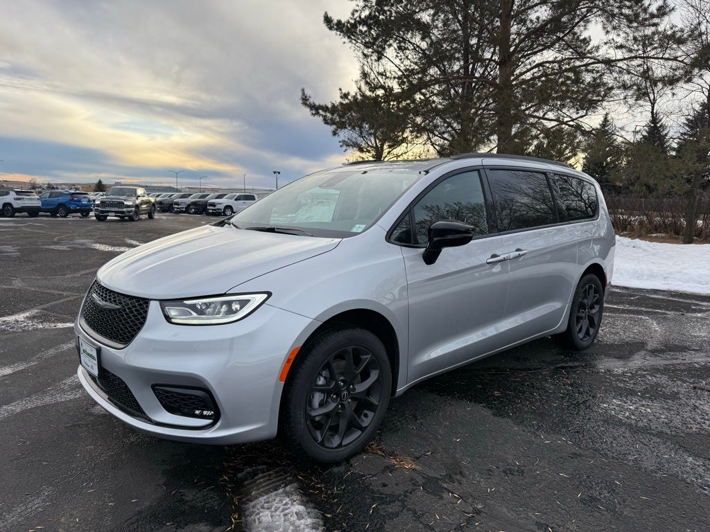 2026 Chrysler Pacifica PACIFICA LIMITED AWD