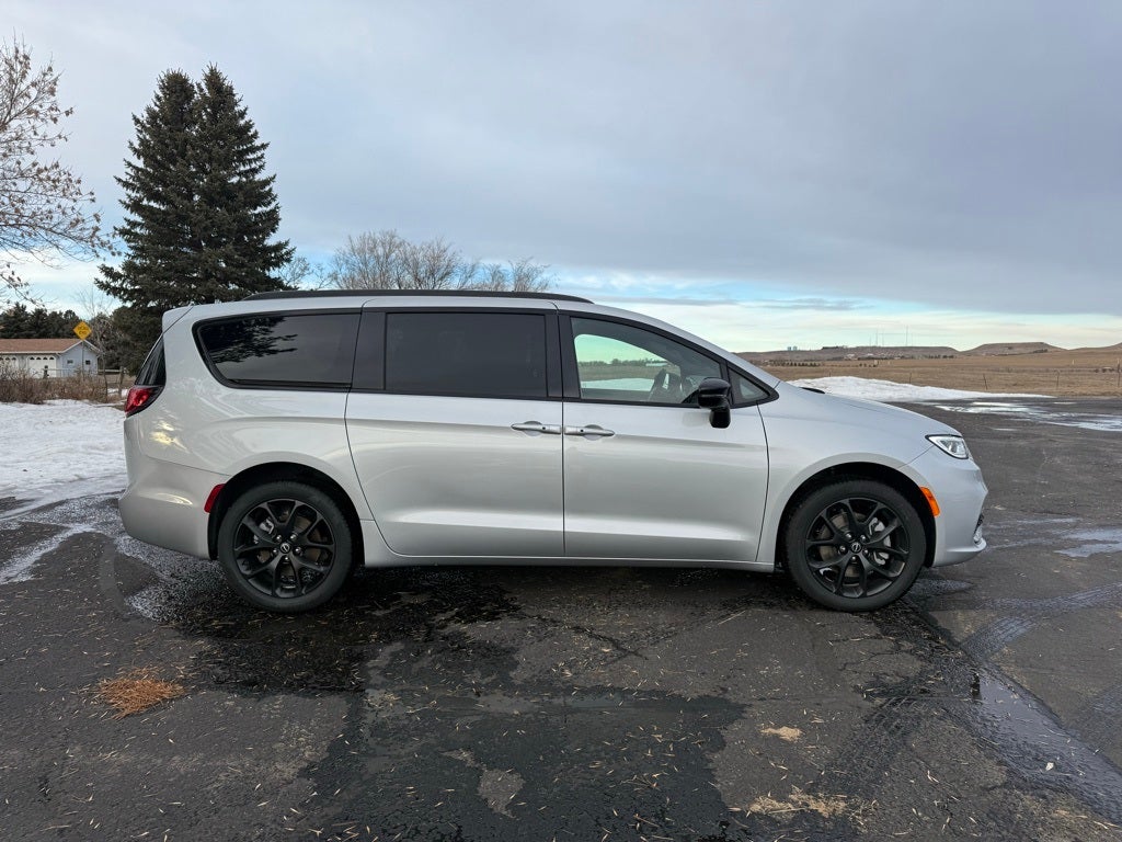 2026 Chrysler Pacifica PACIFICA LIMITED AWD