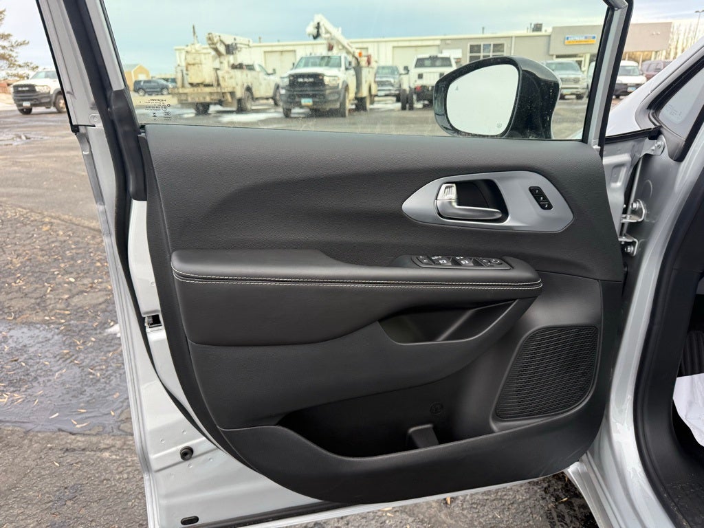 2026 Chrysler Pacifica PACIFICA LIMITED AWD