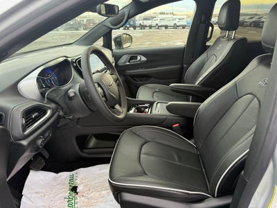 2026 Chrysler Pacifica PACIFICA LIMITED AWD