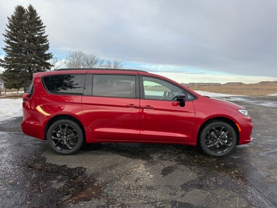 2026 Chrysler Pacifica PACIFICA LIMITED AWD