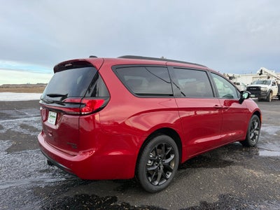 2026 Chrysler Pacifica PACIFICA LIMITED AWD