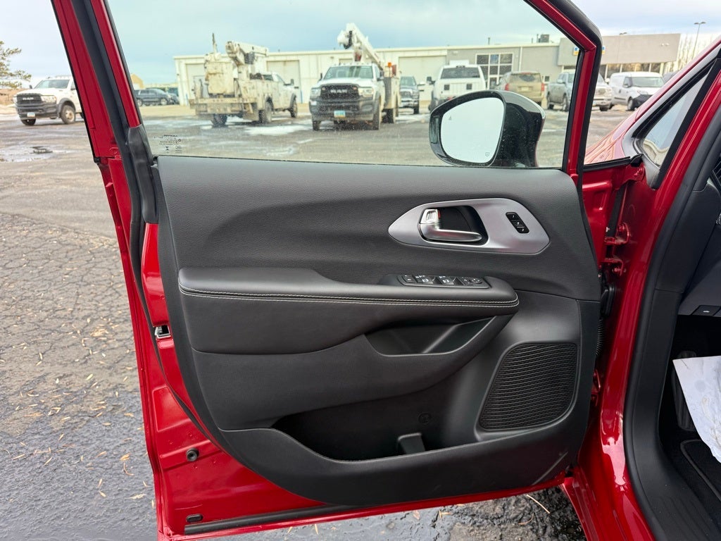 2026 Chrysler Pacifica PACIFICA LIMITED AWD