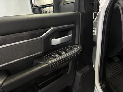 2023 RAM 3500 Big Horn Crew Cab 4x4 8' Box