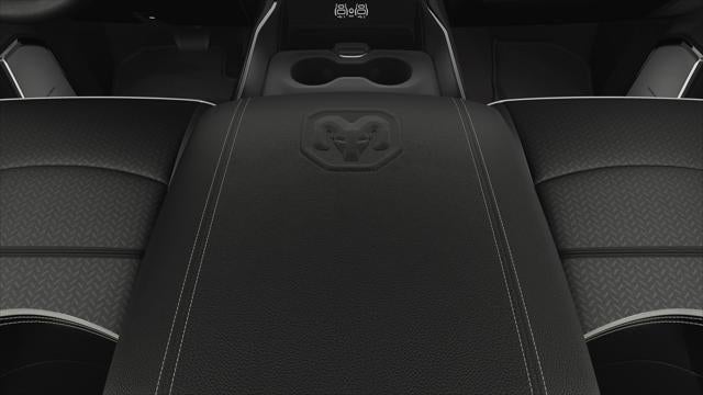 2025 RAM Ram 3500 RAM 3500 LARAMIE MEGA CAB 4X4 6'4' BOX