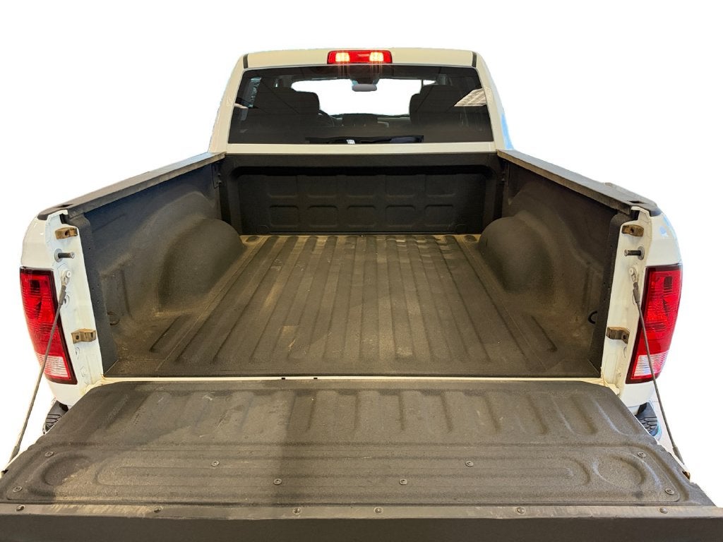 2023 RAM 1500 Classic Tradesman Crew Cab 4x4 5'7' Box