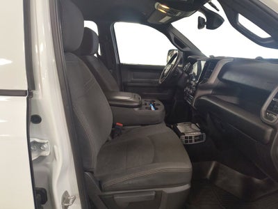 2022 RAM 2500 Tradesman Crew Cab 4x4 6'4' Box