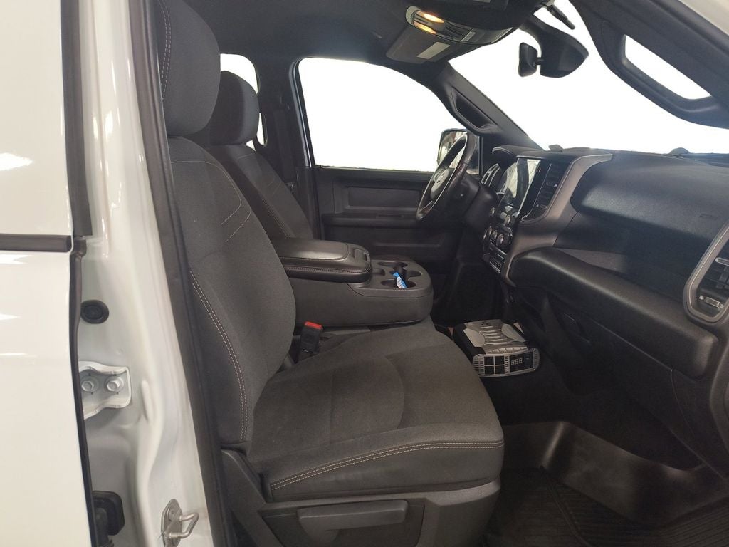 2022 RAM 2500 Tradesman Crew Cab 4x4 6'4' Box