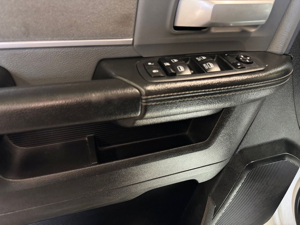 2021 RAM 2500 Big Horn Crew Cab 4x4 6'4' Box