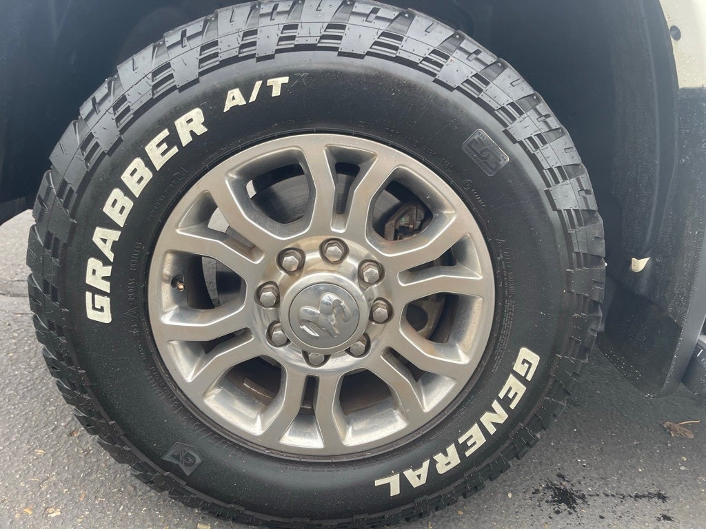 2018 RAM 2500 Laramie Crew Cab 4x4 6'4' Box