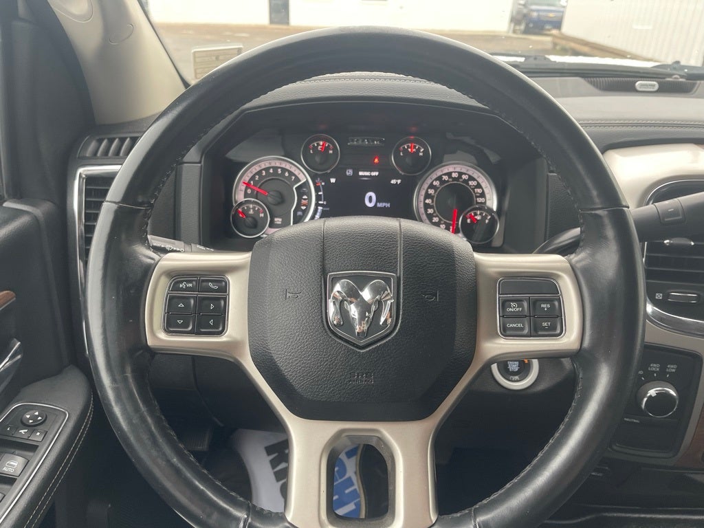 2018 RAM 2500 Laramie Crew Cab 4x4 6'4' Box