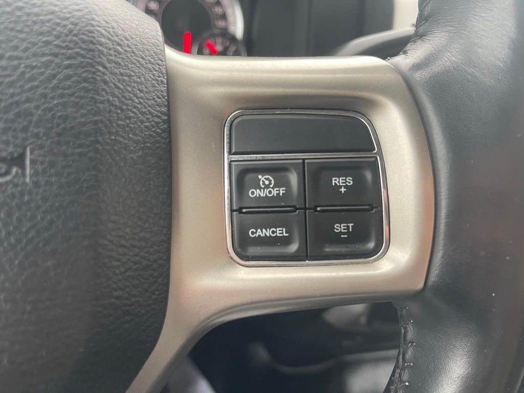 2018 RAM 2500 Laramie Crew Cab 4x4 6'4' Box