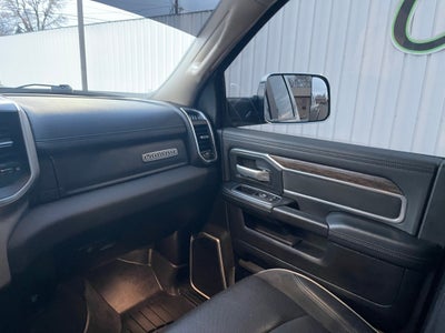 2020 RAM 2500 Laramie Crew Cab 4X4 6'4' Box